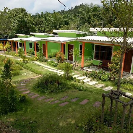 Rubber Tree Resort Koh Lanta Exterior photo